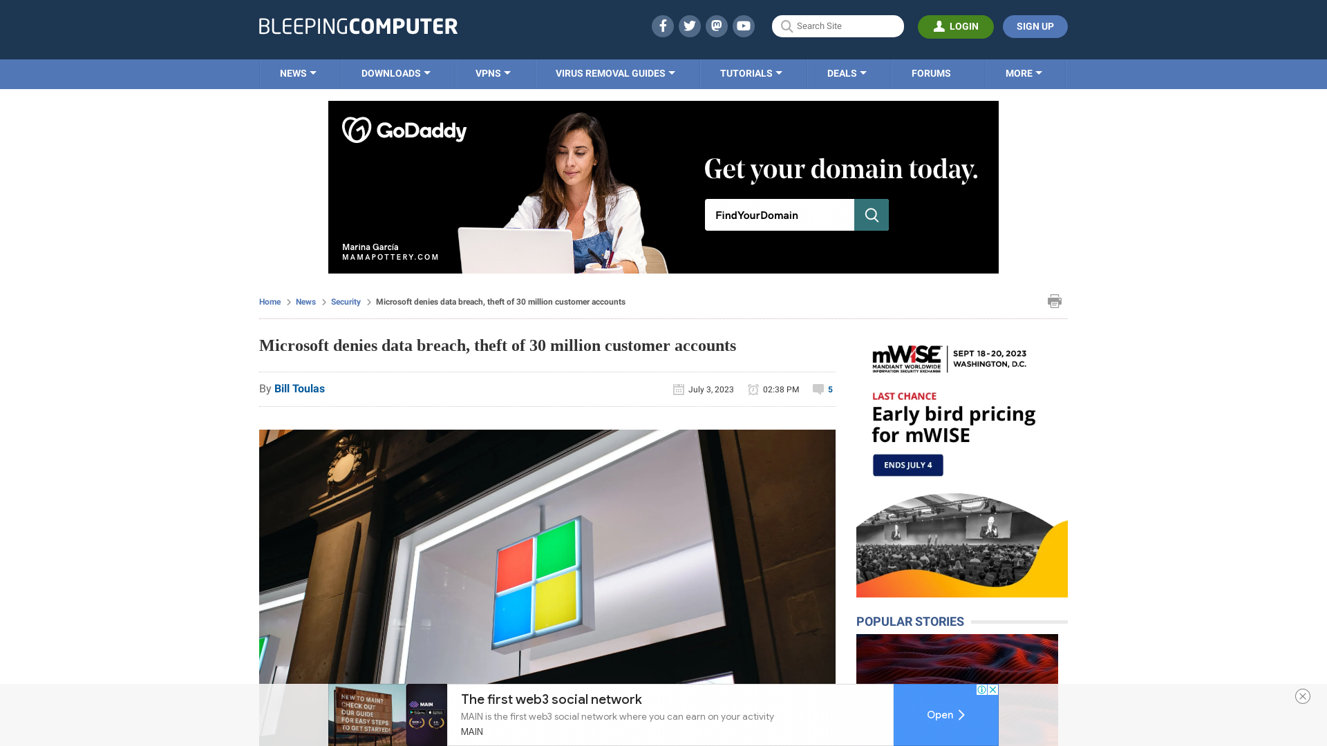 Microsoft denies data breach, theft of 30 million customer accounts